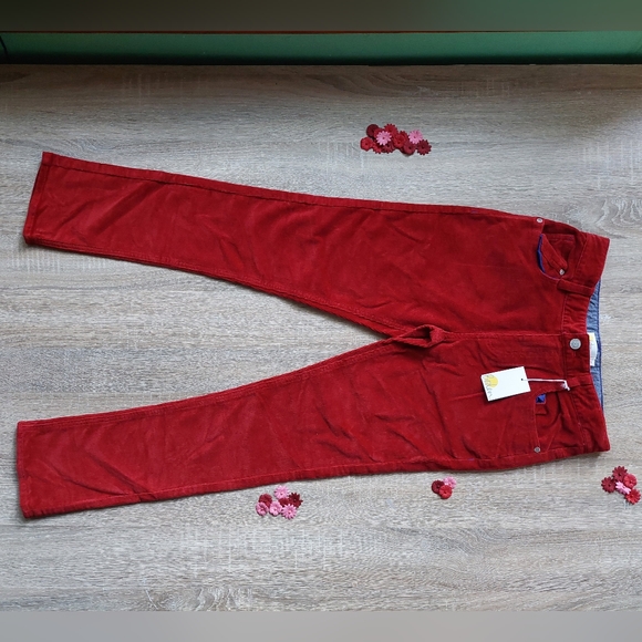 Mini Boden red cords size 12 - Picture 3 of 16